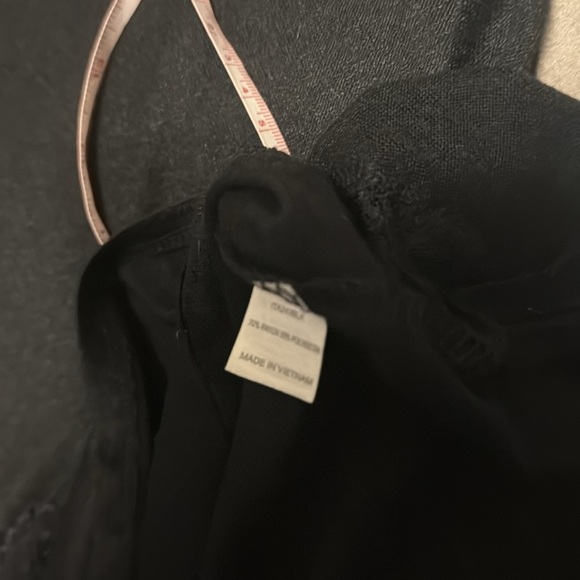 Charming Charlie, black tunic length three-quarter sleeve top with lace detail - Picture 10 of 11